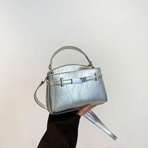 Mode Vrouwen PU Leer Handtas Grote Capaciteit Effen Kleur Schoudertas Casual Veelzijdige Crossbody Tas Met Zilveren Gesp