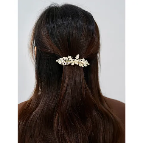 Elegant Alloy Butterfly Spring Hair Clip With Cat Eye Stones Rhinestones Fashion Jewelry For Women Daily Party Accessoires
