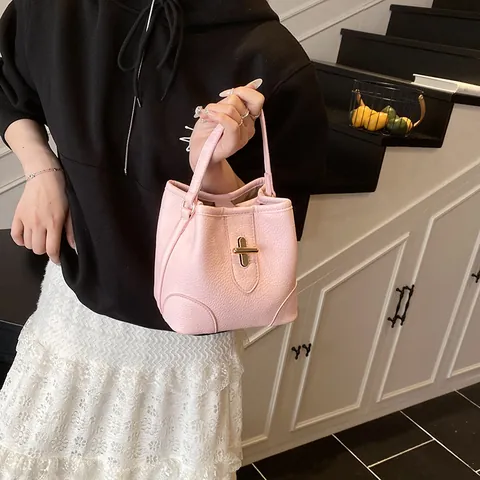 Women PU Leather Lychee Pattern Bucket Bag Minimalist Cross-Lock Handbag Adjustable Shoulder Strap Crossbody Bag Daily Versatile