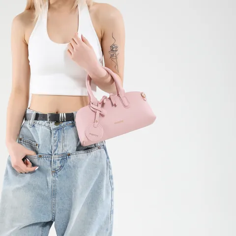 Sac Boston Femme à la Mode en Cuir PU Grainé Lychee Simple Sac à Bandoulière avec Sangle Réglable et Étiquette Ronde