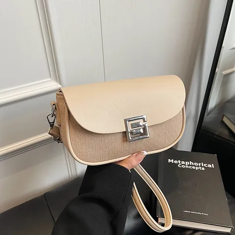 Vintage PU Leather Woven Patchwork Saddle Bag For Women With Silver Geometric Metal Buckle Casual Shoulder Crossbody Bag