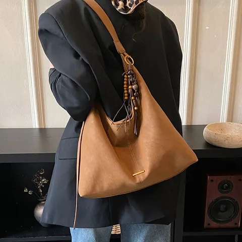 Dames Retro Suède-look Tote Tas Grote Capaciteit Hobo Schoudertas Met Kralen Kwastjes Hanger Minimalistische PU Leer Pendeltas Handtas