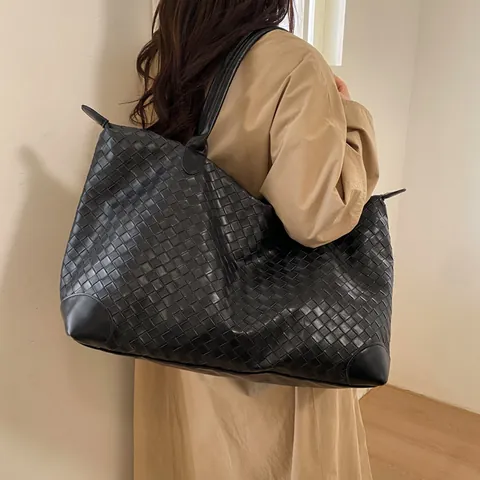 Mode Gewebte Tragetasche Mit Großer Kapazität Für Damen PU Leder Minimalistische Retro Schulter Reisetasche Tägliche Pendeltasche