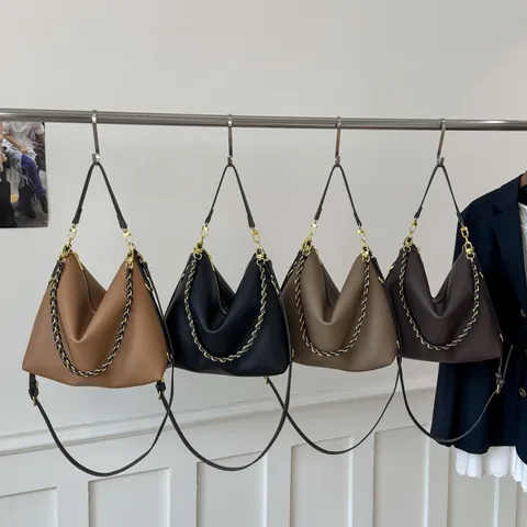 Large Capacity PU Leather Tote Bag Women Vintage Chain Shoulder Bag Minimalist Hobo Handbag Commuting Crossbody Bag