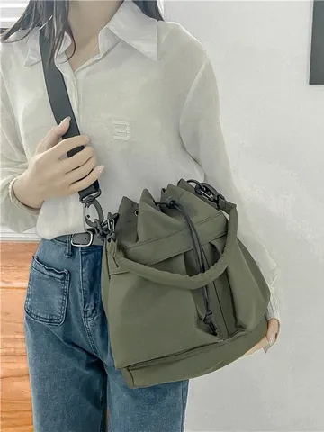 Grote Capaciteit Nylon Trekkoord Emmer Tas Voor Vrouwen Waterbestendig Casual Schoudertas Crossbody Handtas Voor Dagelijks Reizen