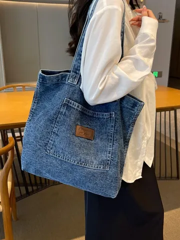 Women's Large Washed Denim Tote Bag Vintage Casual Shoulder Bag With Front Pocket And Leather Patch For Daily Commuting