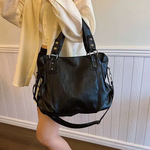 Women's Retro PU Leather Tote Bag Large Capacity Rivet Shoulder Handbag Vintage Solid Color Commuting Crossbody Purse For Daily