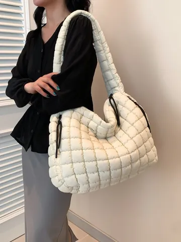 Vrouwen Grote Capaciteit Gewatteerde Puffer Tas Zacht Nylon Rooster Wolk Schoudertas Casual Mode Draagzak Voor Dagelijks Gebruik