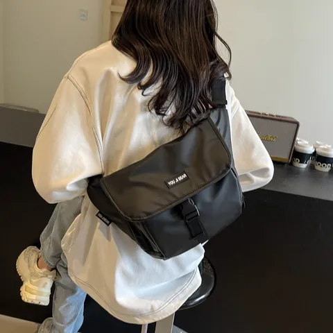 Women's Waterproof Nylon Messenger Bag Large Capacity Crossbody Bag For Casual Travel Commuting Minimalist Black Shoulder Bag