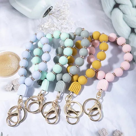Bracelet Porte-clés en Perles de Silicone Boho Pour Femmes Arc-en-ciel Flamant Rose Vache Charme Poignet Porte-clés Avec Strass Fermoir en Alliage