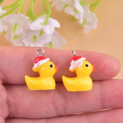 Resin Christmas Hat Little Yellow Duck Pendants For DIY Earring Necklace Keychain Making Cute Cartoon Animal Charms