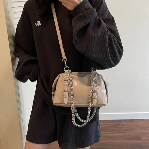 Bolso de Mano Boston de Cuero de PU para Mujer Minimalista Color Sólido Bolso de Hombro Cadena de Plata Bolso Cruzado de Moda