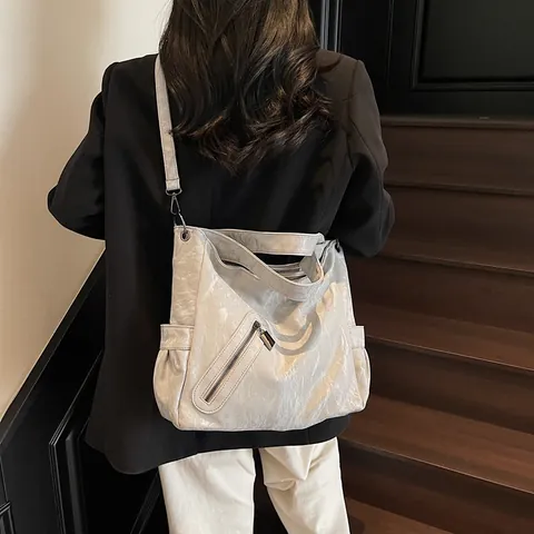 Sac Fourre-tout en Cuir PU Grande Capacité Pour Femmes Texture Plissée Vintage Sac à Bandoulière Minimaliste Navettage