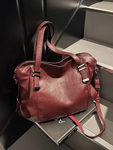 Large Capacity Retro Soft PU Leather Tote Bag For Women American College Style Commuter Shoulder Bag With Detachable Strap