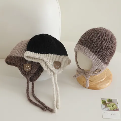 Berretto Invernale In Maglia Per Neonati Con Paraorecchie Patch Faccina Sorridente Caldo Color Block Con Lacci Per Bambini