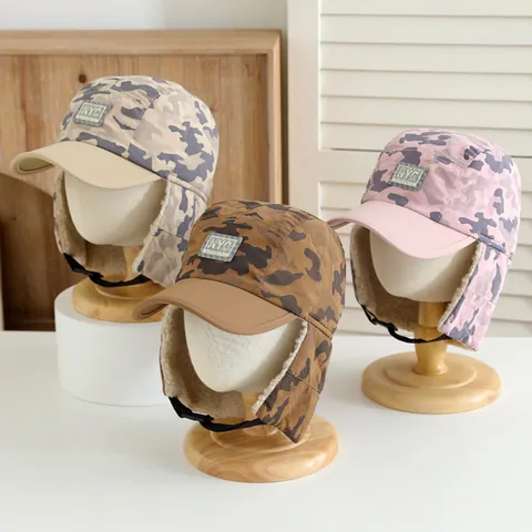 Colbacco Invernale per Bambini Mimetico Antivento Caldo Foderato in Pile Cappello Bomber Con Paraorecchie NYC Patch Fibbia Regolabile per Ragazzi Ragazze