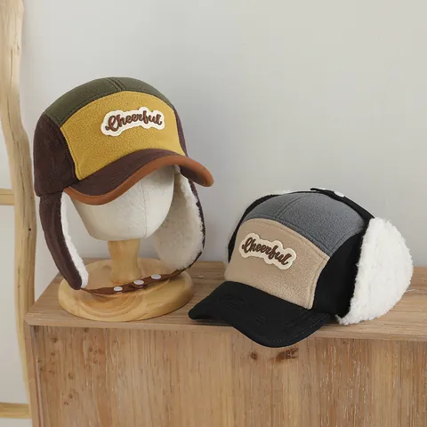 Gorro de Invierno Cálido para Niños con Orejeras Forro de Borrego Gorra de Piloto Patchwork para Niños y Niñas Resistente al Viento