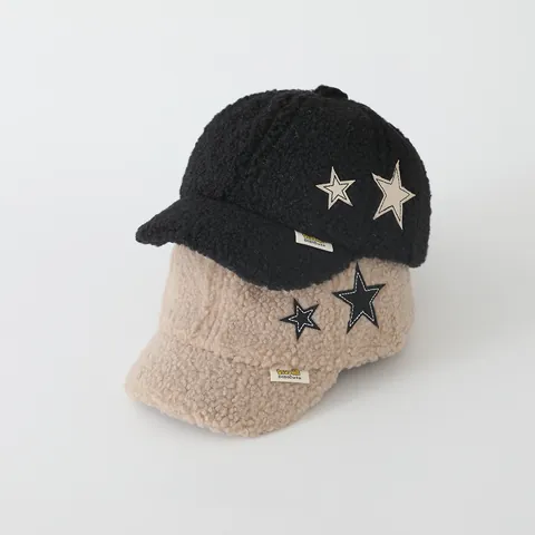 Berretto da Baseball in Lana di Agnello per Bambini Invernale Caldo Morbido Pile con Patch a Stella a Cinque Punte Berretto a Becco d'Anatra per Ragazzi Ragazze