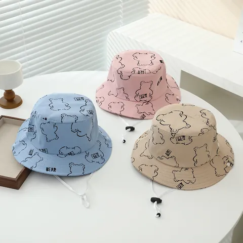 Cappello a Secchiello per Bambini in Misto Cotone Stampa Orso Cartone Animato Protezione Solare Con Corda Antivento Regolabile