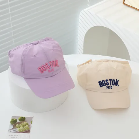 Cappello da Sole per Bambini Open Top ad Asciugatura Rapida Coda di Cavallo Berretto da Baseball BOSTON 1630 Ricamo Regolabile Estate