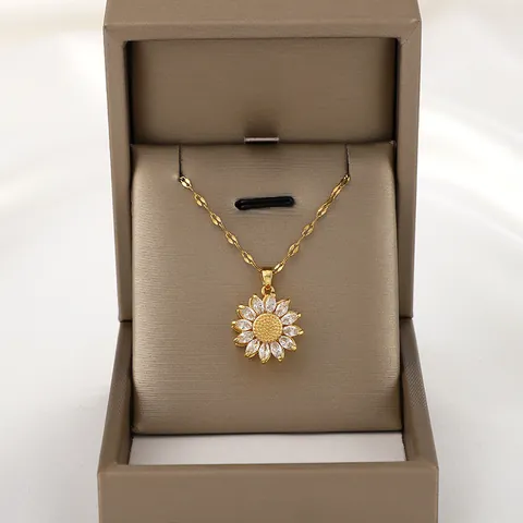 Rotatable Sunflower Pendant Necklace Women Gold Plated Copper Cubic Zirconia Elegant Zircon Inlaid Rotating Flower Fashion Jewelry