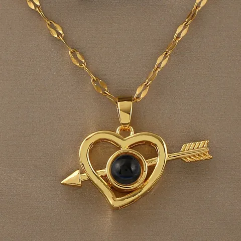 Cupid Arrow Through Heart Pendant Necklace Gold Plated Copper Zirconia One Hundred Languages Projection Stone Jewelry Gift