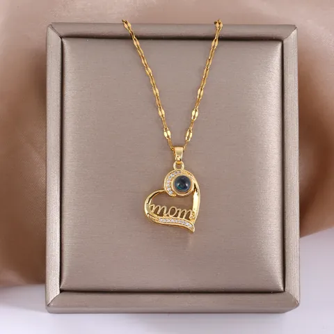 Collana Con Ciondolo MOM a Cuore in Rame Oro Con Pietra di Proiezione in 100 Lingue Zirconia Regalo Gioielli Festa della Mamma Donna