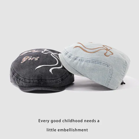 Béret en Denim Lavé pour Enfants Casquette Plate Lucky Girl Broderie Nœud Chapeau Pare-soleil pour Tout-petits Filles Garçons Mode Décontractée