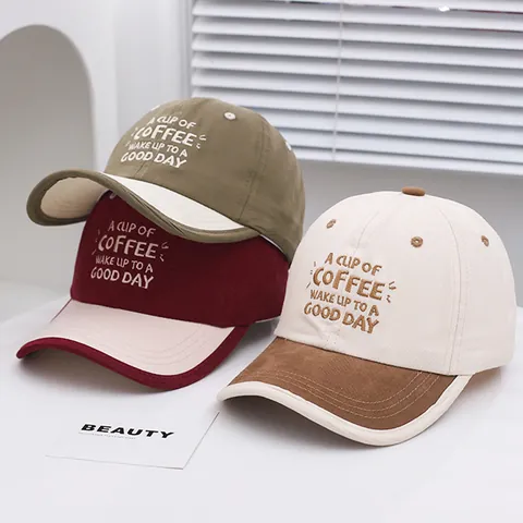Kinder Baseballkappe Color-Blocking Kaffee Buchstaben Stickerei Sonnenhut Street Style Verstellbar Baumwollmischung Hut