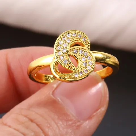 Elegant Copper Zirconia Interlocking C Moon Open Ring For Women Niche Design Micro Inlaid Shiny Fashion Jewelry Accessory
