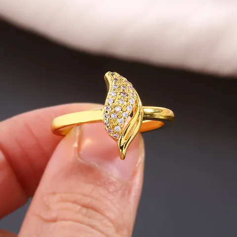 Fashion Copper Zirconia Inlaid Leaf Shaped Open Ring For Women Elegant Light Luxury Gold Silver Finger Ring Jewelry