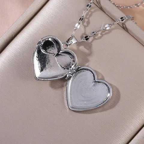 Collier Médaillon Cœur Gravé You Are My Sunshine Infini Zircone Cuivre Pendentif Collier pour Femme Bijoux Cadeau
