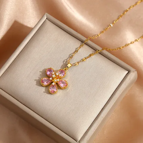 Elegant Copper Zirconia Five Petal Flower Pendant Necklace For Women Gold Plated Dainty Floral Jewelry Anniversary Gift