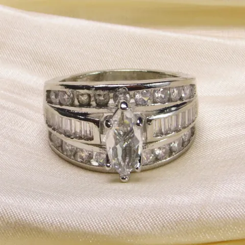 Retro Luxury Copper Marquise Zirconia Wide Multi Layer Ring For Women Silver Plated Rhinestone Wedding Party Jewelry