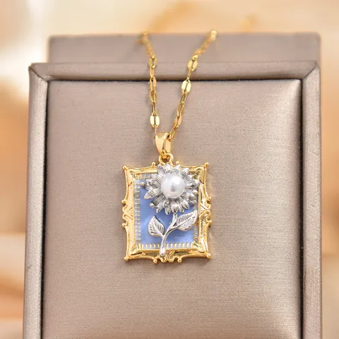 Vintage Blue Sunflower Picture Frame Pendant Necklace Gold Plated Copper Zirconia Pearl Flower Jewelry For Women Elegant Necklace