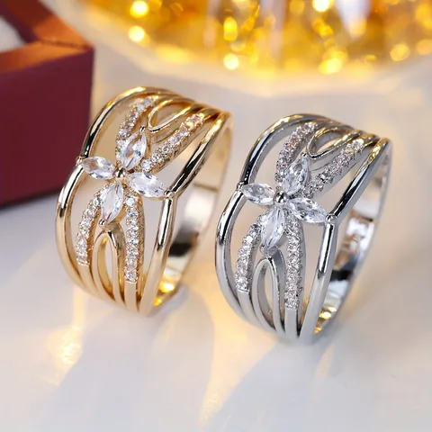 Light Luxury Copper Zirconia Four-Leaf Clover Open Ring For Women Niche Design Hollow Multi-Layer Floral Finger Ring Jewelry Gift