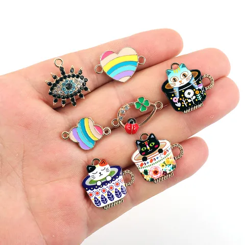 Cartoon Legering Emaille Kat Theekopje Hangers Regenboog Hart Lieveheersbeestje Klaver Voor DIY Sieraden Maken Accessoires