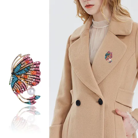 Vintage Emaille Vlinder Broche Met Gekleurde Strass En Kunstparel Legering Dier Borstspeld Voor Vrouwen Banket Bruiloft Cadeau