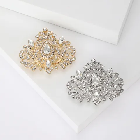 Spilla a Fiore Barocca Vintage con Strass da Donna Stile Palazzo in Lega Cristallo Traforata Accessorio per Abbigliamento Gioielli Banchetto