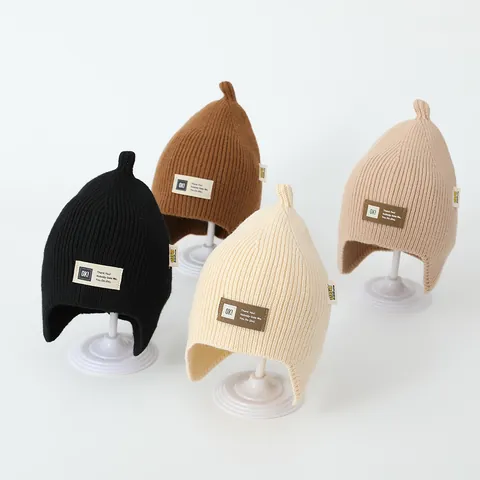 Bonnet en Tricot pour Enfants en Polyester Protection des Oreilles Écusson Lettre Bonnet d'Hiver Chaud pour Bébés