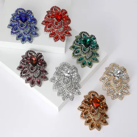 Baroque Oversized Vintage Luxury Alloy Rhinestone Flower Brooch Pin For Women Wedding Party Dress Suit Decor Jewelry Accessory