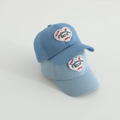 Kinder Denim Baseballkappe Herz Patch Stickerei Verstellbare Sonnenhut Outdoor Reise Süße Mode Für Kleinkind Jungen Mädchen