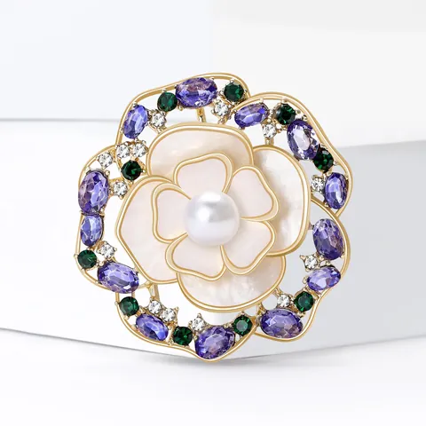 Vintage Luxury Shell Pearl Flower Brooch For Women Elegant Camellia Floral Inlaid Zirconia Pins Brooches Fashion Jewelry