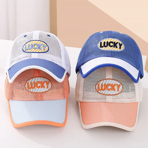 Berretto da Baseball in Rete per Bambini Estivo Traspirante Protezione Solare Cappello con Patch Lettera Lucky Regolabile per Ragazzi Ragazze