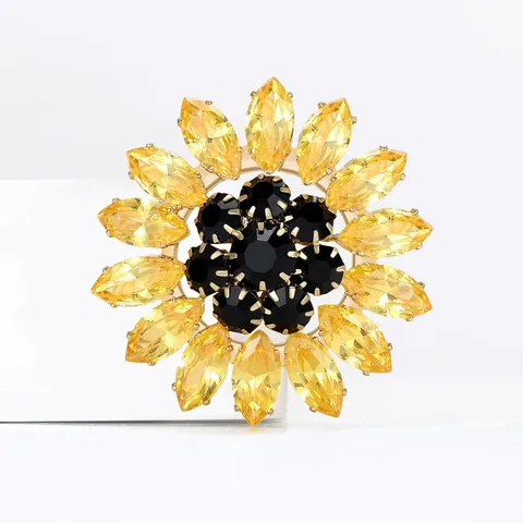 Luxury Alloy Rhinestone Sunflower Brooch Pin Vintage Floral Tassel Gold Plated Flower Jewelry Accessory For Women Gift