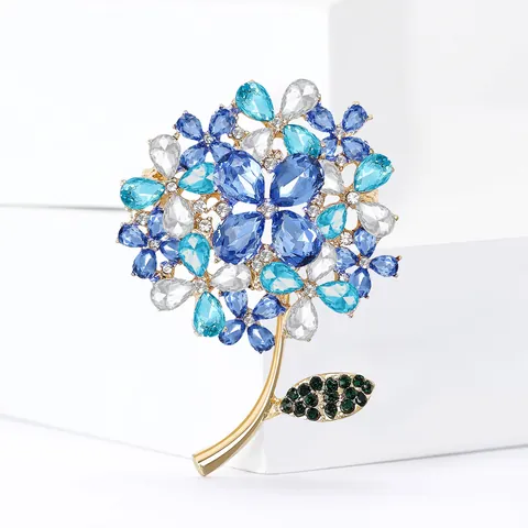 Elegant Hydrangea Flower Brooch Alloy Rhinestone Sparkling Floral Breastpin Jewelry Gift For Women Fashion Clothing Accessories