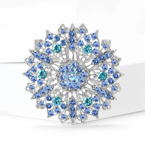 Vintage Alloy Crystal Flower Brooch For Women Elegant Hollow Out Rhinestone Snowflake Breastpin Wedding Party Jewelry Gift