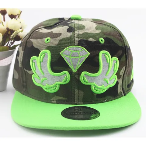 Camouflage Hip Hop Baseball Cap With Diamond Glove Embroidery Flat Brim Snapback Hat For Men Women Fashion Streetwear