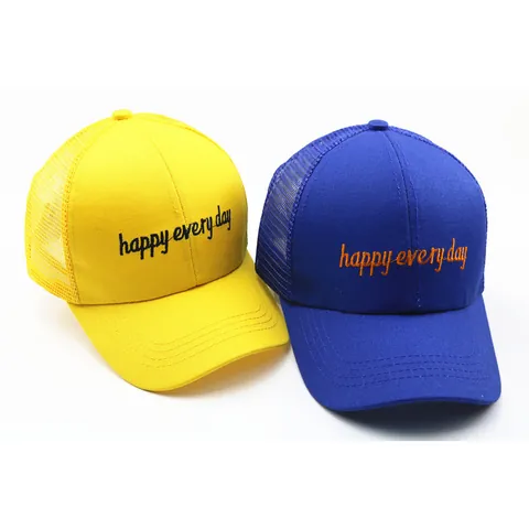 Cappellino da Baseball a Rete per Bambini Faccina Sorridente Ricamo a Lettere Protezione Solare Traspirante Cappello Trucker per Bambini Estate Tempo Libero