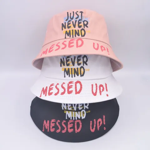 Bob de Style Streetwear avec Impression de Lettres Graffiti Mélange de Coton Protection Solaire Chapeau de Pêcheur Mode Extérieur